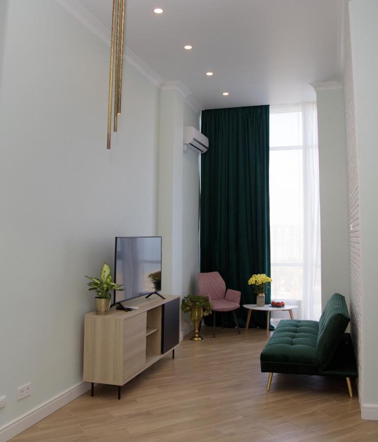 Apart Hotel Greenwood Near Sea Οδησσός Εξωτερικό φωτογραφία