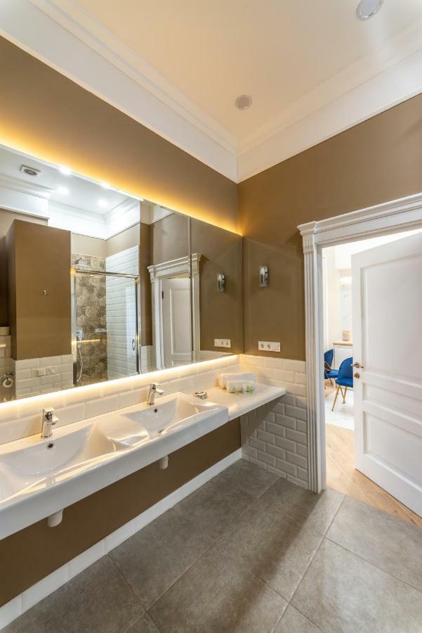 Apart Hotel Greenwood Near Sea Οδησσός Εξωτερικό φωτογραφία